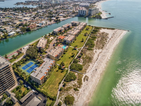 St Petersburg Beachfront Condo Rental Gulf Front Vacation Rental with Balcony